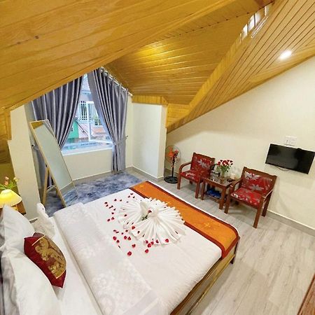 Nhat Hoang Homestay Dalat Bagian luar foto
