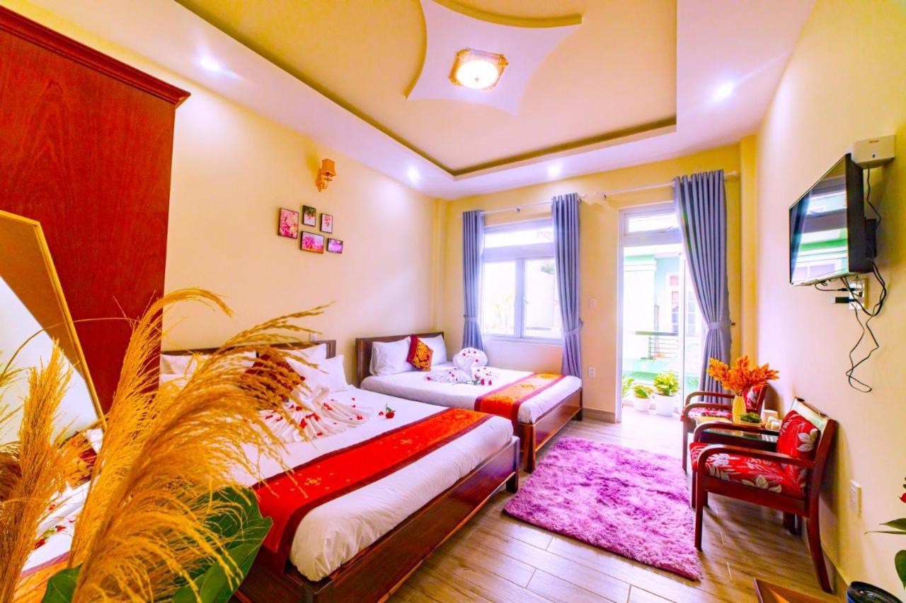 Nhat Hoang Homestay Dalat Bagian luar foto